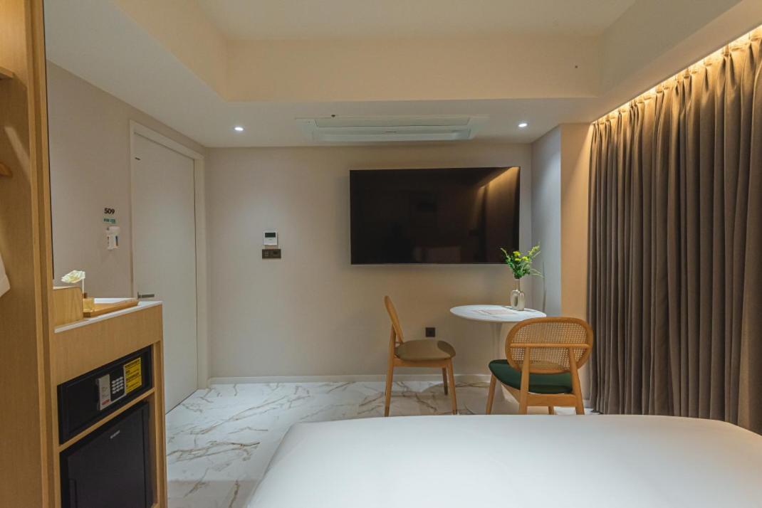 Asherah Villa D' Aqua Hotel Gimhae Esterno foto